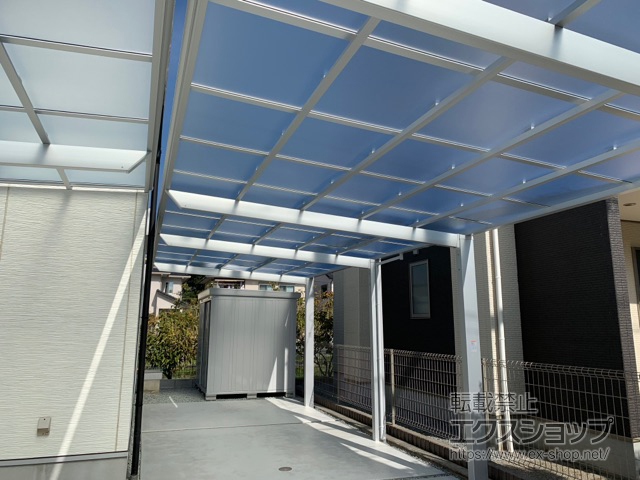 山梨県甲府市ののカーポート ソリッドポート 縦連棟 積雪〜20cm対応 施工例