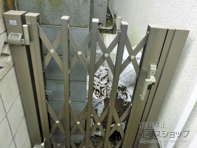 東京都小金井市のの門扉 アーキシャット 単色 110S 施工例