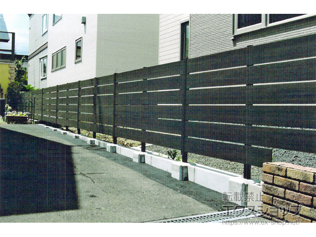 北海道札幌市ののフェンス・柵 プラドフェンス ジョイントあり仕様 隙間10mm 施工例