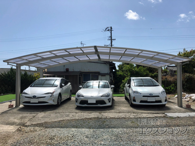 静岡県袋井市ののカーポート レイナトリプルポートグラン　積雪〜20cm対応 施工例