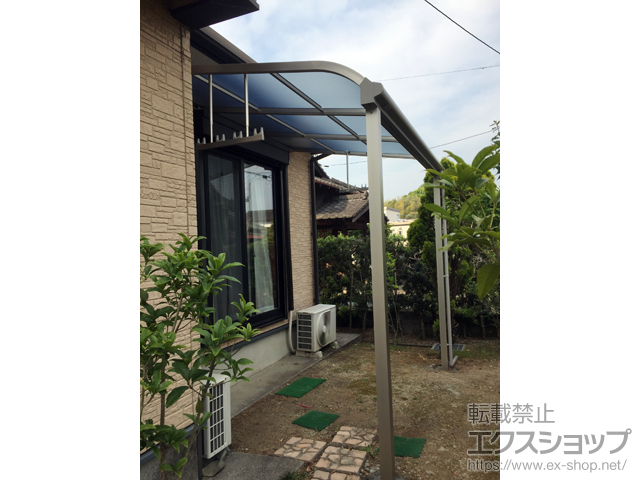 熊本県菊池郡菊陽町ののテラス屋根 ソラリア R型 テラスタイプ 単体 積雪〜20cm対応 施工例