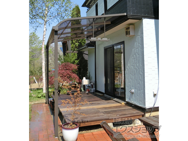 長野県長野市ののテラス屋根 スピーネ R型 1500 テラスタイプ 単体 積雪〜50cm対応 施工例