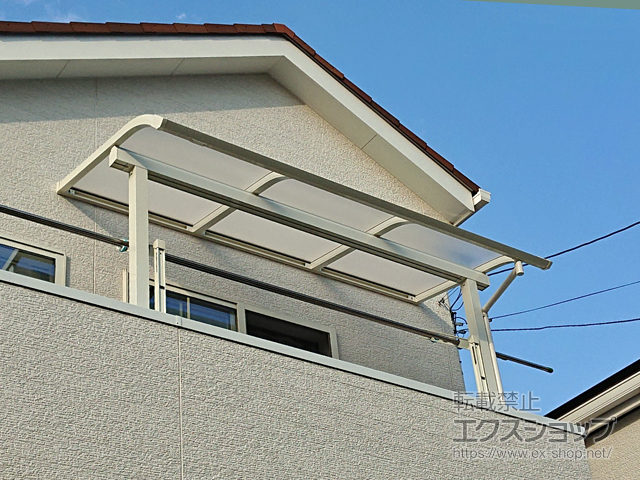 埼玉県朝霞市ののバルコニー・ベランダ屋根 ソラリア R型 屋根タイプ 単体 積雪〜20cm対応 施工例