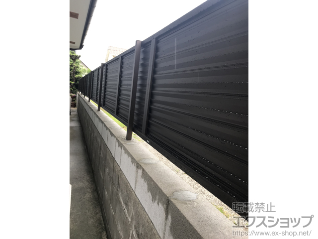 鹿児島県霧島市ののフェンス・柵 ミエーネフェンス 目隠しルーバータイプ 自由柱施工 施工例