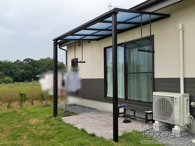 長野県佐久市ののテラス屋根 ソラリア F型 テラスタイプ 単体 積雪〜20cm対応 施工例