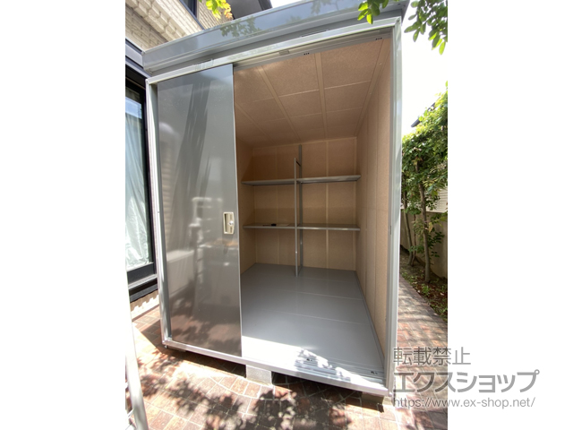 愛媛県松山市のの物置・屋外倉庫 断熱物置 ネクスタプラス 扉タイプ 一般型（NXP-32HT） 施工例