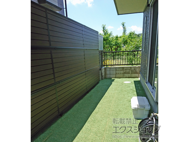 千葉県鎌ケ谷市ののフェンス・柵 モクアルフェンス 目隠しタイプ 3段支柱 自立建て用 （パネル3段） 施工例