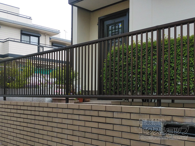 神奈川県横浜市ののフェンス・柵 シンプレオフェンス10型 縦格子32 自由柱施工 施工例