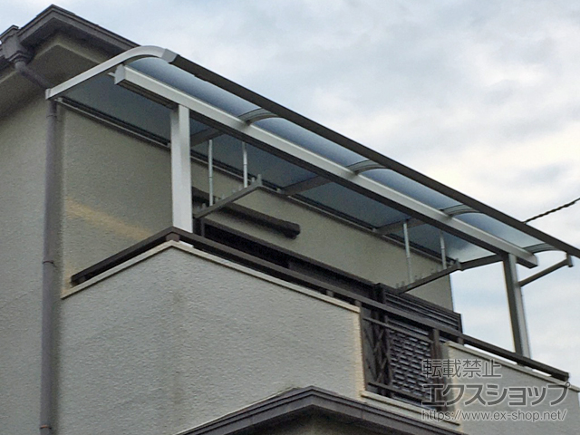 大阪府堺市ののバルコニー・ベランダ屋根 ソラリア R型 屋根タイプ 単体 積雪〜20cm対応 施工例
