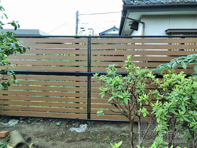 茨城県土浦市ののフェンス・柵 モクアルフェンス 横板タイプ 2段支柱 自立建て用（パネル2段） 施工例