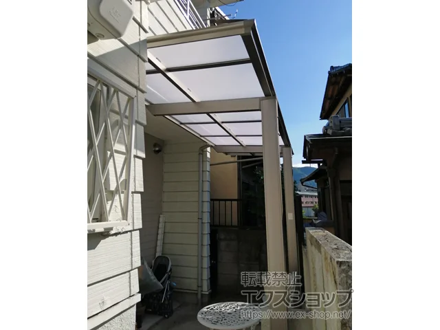 京都府京都市のLIXIL(リクシル)のテラス屋根 フーゴF 独立テラスタイプ 単体 積雪～20cm対応 施工例
