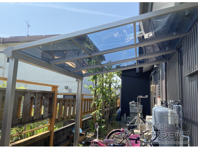 静岡県焼津市ののテラス屋根 ソラリア F型 テラスタイプ 単体 積雪〜20cm対応 施工例