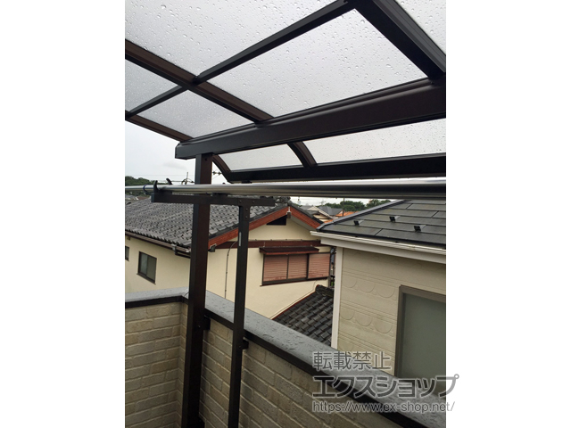 神奈川県横須賀市ののバルコニー・ベランダ屋根 プレシオステラスII R型 屋根タイプ 単体 積雪〜20cm対応 施工例
