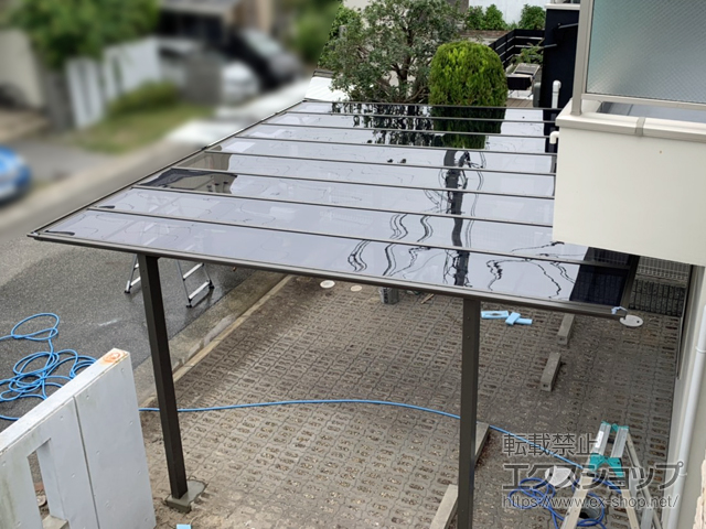 兵庫県西宮市ののカーポート ソリッドポート ワイド 積雪〜20cm対応 施工例