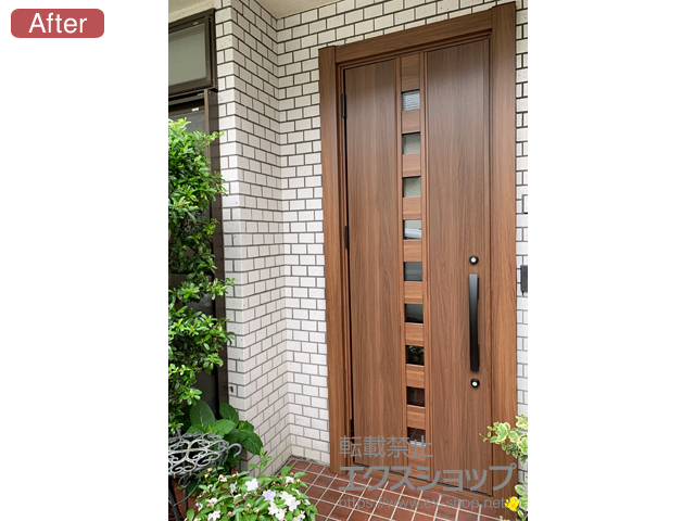 東京都目黒区のLIXIL リクシル（トステム）の玄関ドア リシェント玄関ドア3 断熱K4仕様 手動 片開き仕様(ランマ無)L M28型 施工例