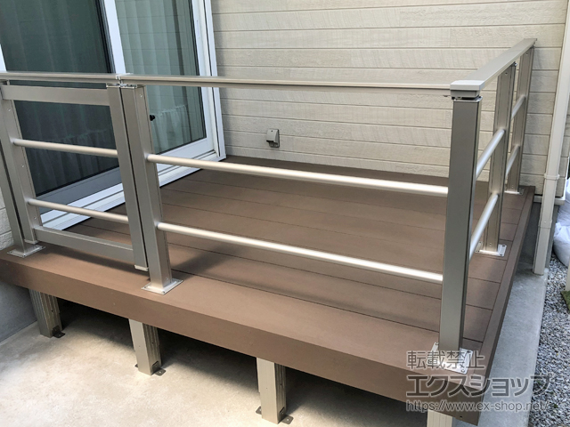 福岡県北九州市ののウッドデッキ リウッドデッキ 200 施工例