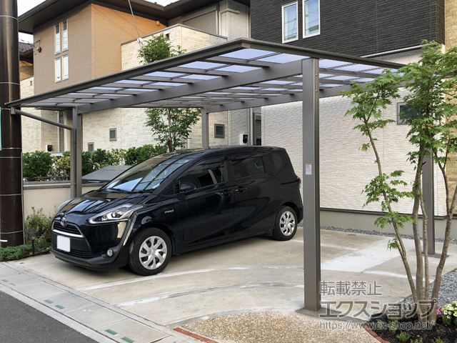 埼玉県越谷市ののカーポート ソリッドポート ワイド 積雪〜20cm対応 施工例