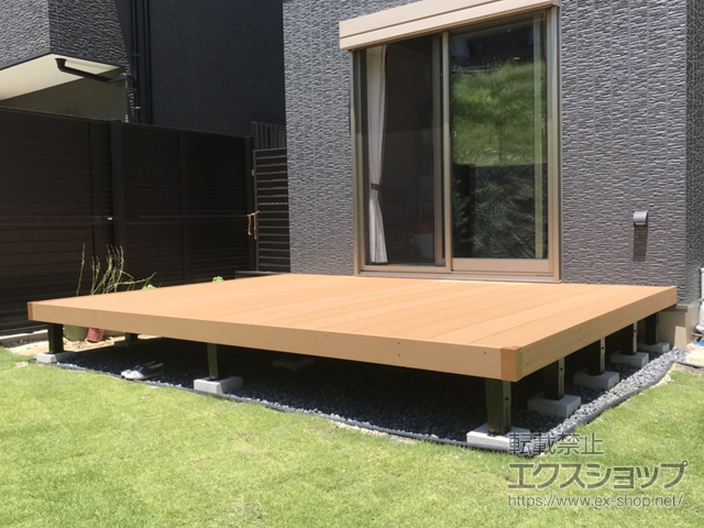 岐阜県多治見市ののウッドデッキ リウッドデッキ 200 施工例