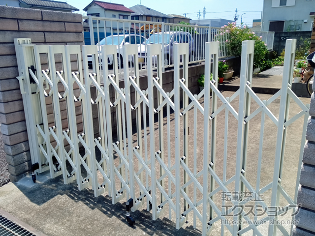 千葉県千葉市ののカーゲート アルシャインII PG型R(ペットガード) Aタイプ ノンレール 片開き　270Ｓ 施工例