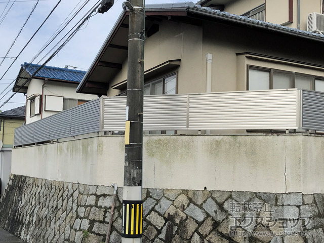 広島県広島市ののフェンス・柵 ミエーネフェンス 目隠しルーバータイプ 施工例