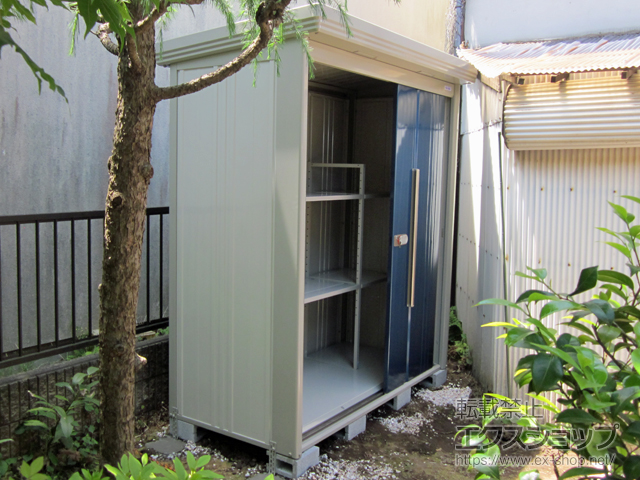 東京都府中市のの物置・屋外倉庫 Mr.ストックマンダンディ 一般型 1832×890×2110（ND-1808） ND-1808-DB 施工例