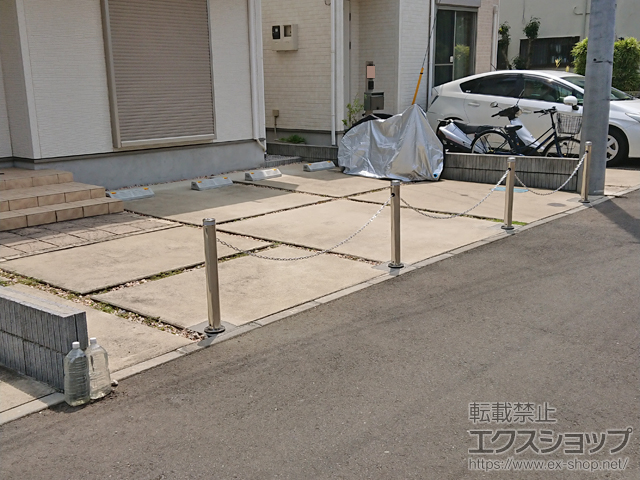 埼玉県さいたま市ののカーゲート スペースガード（車止め）S76型 施工例