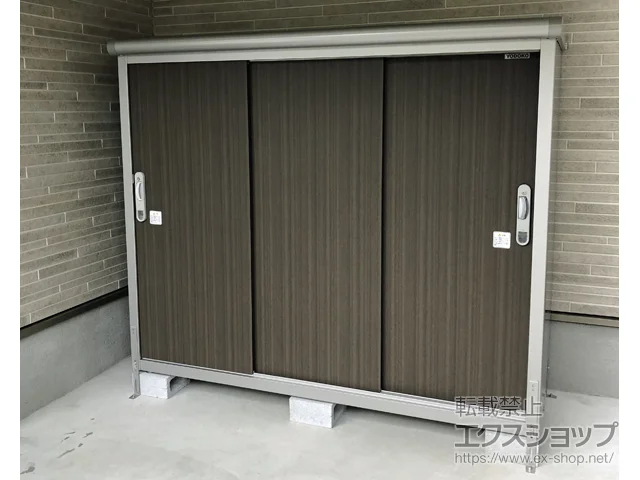 兵庫県宝塚市のヨドコウの物置・収納・屋外倉庫 エスモ 一般型 1797×650×1501（ESE-1806E） ESE-1806E-DW 施工例