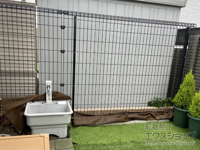 群馬県富岡市ののフェンス・柵 ハイグリッドフェンス11型　フリーポールタイプ 施工例