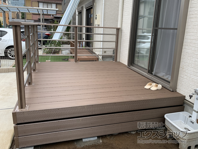 埼玉県上尾市ののウッドデッキ 樹ら楽ステージ 木彫 施工例