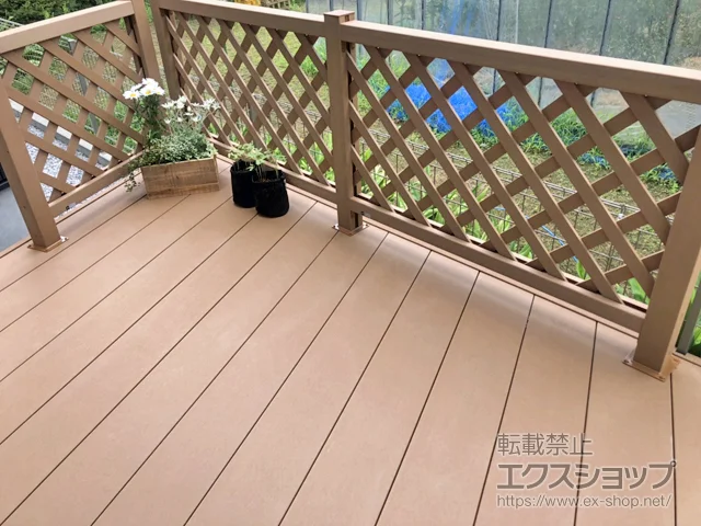 東京都世田谷区のYKKAPのウッドデッキ リウッドデッキ 200 ※正面斜め納まり 施工例