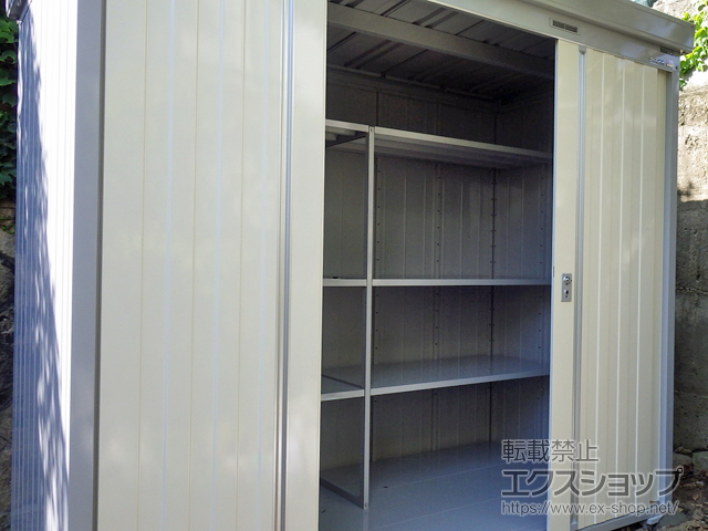 兵庫県神戸市のの物置・屋外倉庫 ネクスタ 一般型 2630×1370×2375（NXN-36H） NXN-36H-FW 施工例