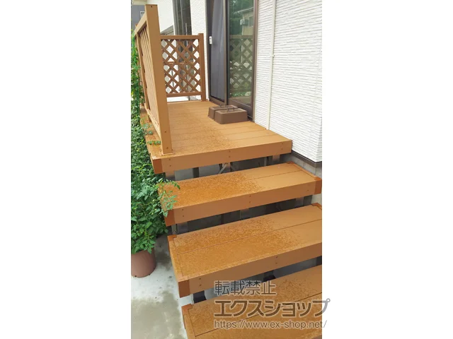 新潟県上越市のYKKAPのウッドデッキ リウッドデッキ200 施工例