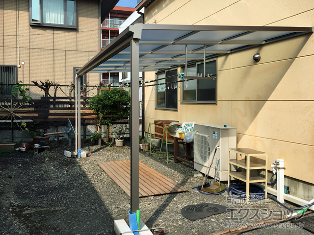 静岡県静岡市ののテラス屋根 ソラリア F型 テラスタイプ 単体 積雪〜20cm対応 施工例