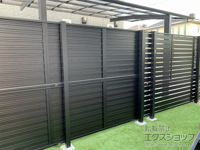 三重県津市ののフェンス・柵 モクアルフェンス 目隠しタイプ 2段支柱 自立建て用 施工例