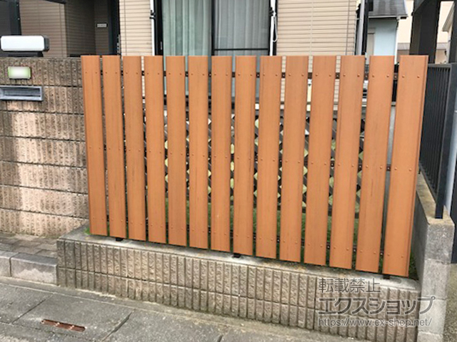 埼玉県久喜市ののフェンス・柵 タテイタスタイル 120サイズ（隙間20mm）高尺タイプ 施工例