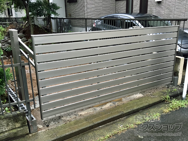 神奈川県横浜市ののカーゲート オーバードアS5型 電動式 施工例