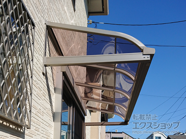 千葉県浦安市ののバルコニー・ベランダ屋根 スピーネ R型 ルーフタイプ 単体 積雪〜20cm対応 施工例