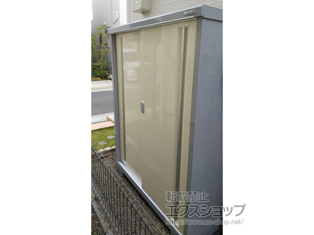 埼玉県三郷市のの物置・屋外倉庫 シンプリー 一般型 1320×415×1603 MJX-134D-P-FW 施工例