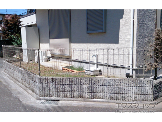 東京都東村山市ののフェンス・柵 ハイグリッドフェンスUF8型 フリーポールタイプ 施工例