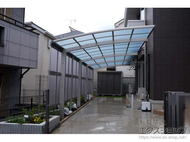 神奈川県横浜市ののカーポート レイナポートグラン 縦連棟　積雪〜20cm対応 施工例