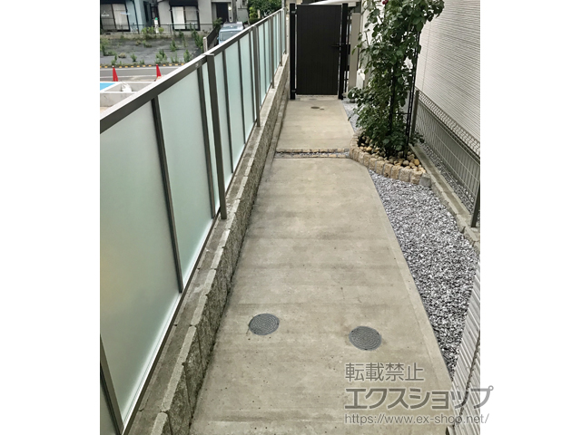 東京都目黒区ののフェンス・柵 フェンスAB YT1 採光パネル フリーポールタイプ 施工例