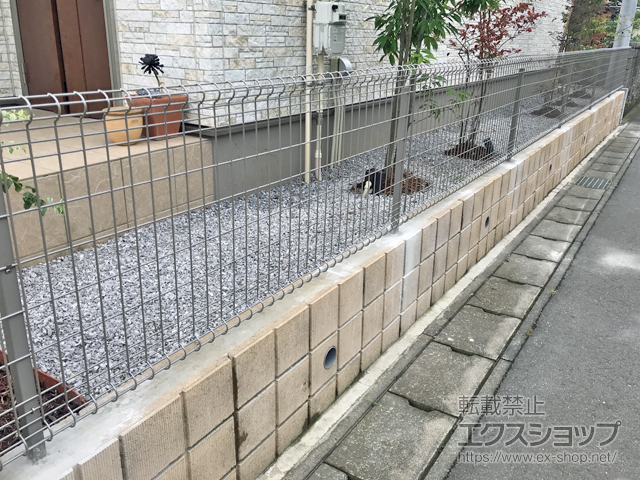 千葉県松戸市ののフェンス・柵 ユメッシュHR型　フリー支柱タイプ 施工例