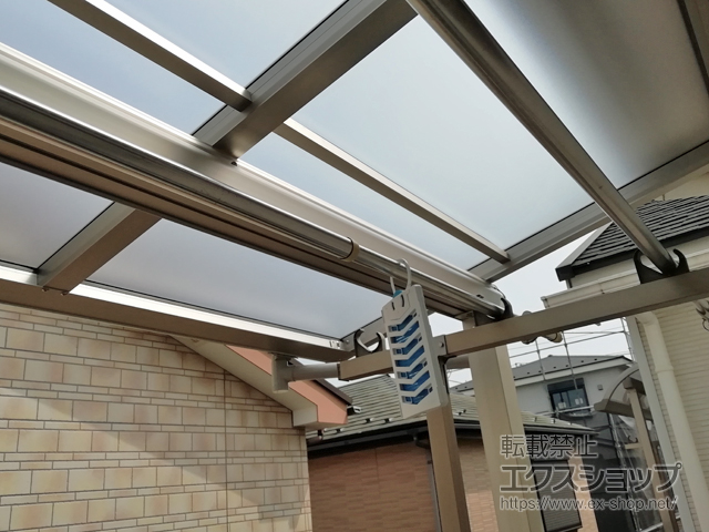 神奈川県相模原市ののバルコニー・ベランダ屋根 プレシオステラスII F型 屋根タイプ 単体 積雪〜20cm対応 施工例