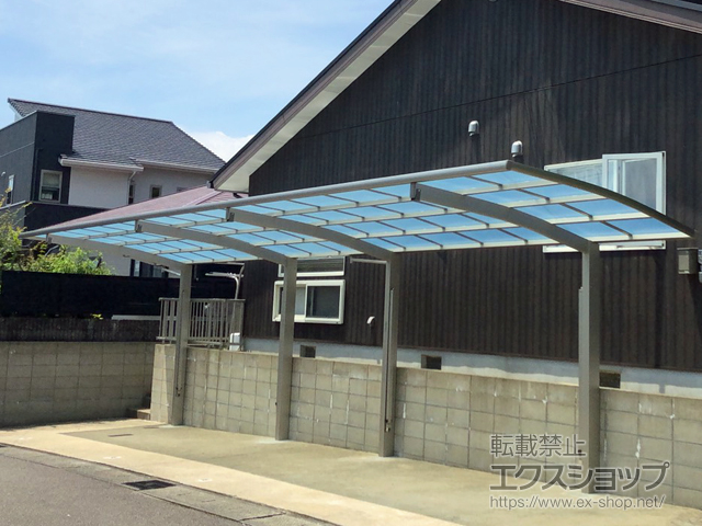 宮崎県宮崎市ののカーポート レイナポートグラン 縦連棟　積雪〜20cm対応 施工例