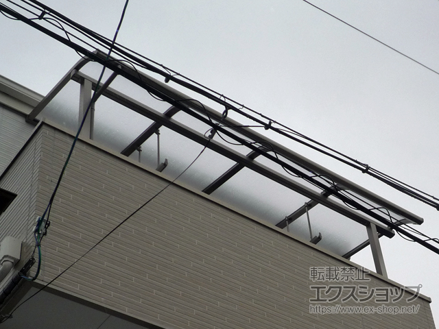 兵庫県西宮市ののバルコニー・ベランダ屋根 スピーネ R型 屋根タイプ 単体 積雪〜20cm対応 施工例