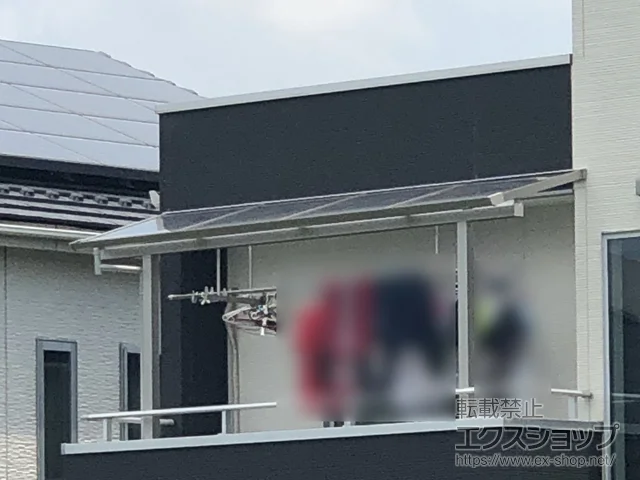 滋賀県大津市のYKKAPのバルコニー・ベランダ屋根 ソラリア F型 屋根タイプ 単体 積雪～20cm対応 施工例
