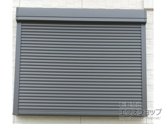 千葉県船橋市のLIXIL リクシル（トステム）の窓シャッター 【特注】リフォームシャッター 手動式 標準タイプ 施工例