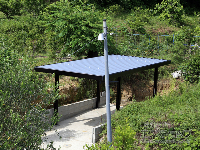 熊本県荒尾市のLIXIL リクシル（トステム）のカーポート テリオスポートIII 1500 角4本柱 積雪〜50cm対応 施工例