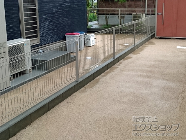 佐賀県杵島郡白石町ののフェンス・柵 イーネットフェンス 2F型 自由柱施工 施工例