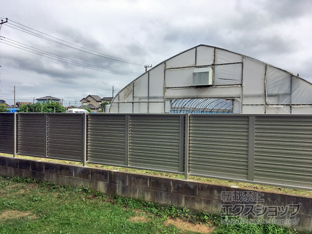 千葉県白井市ののフェンス・柵 ミエーネフェンス 目隠しルーバータイプ 自由柱施工 施工例